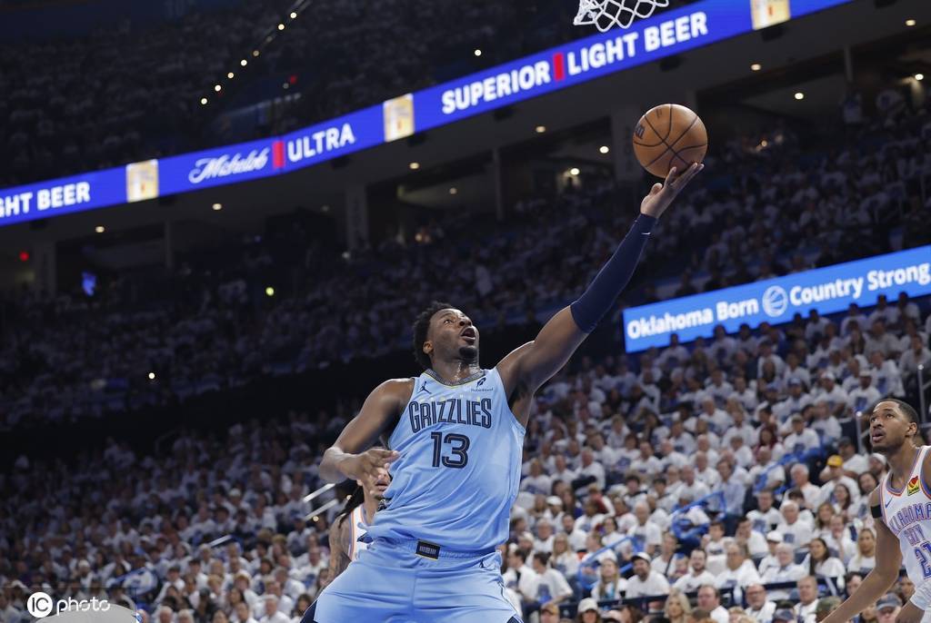 灰熊官方：JJJ正式接受脚趾手术 三个月后重新评估