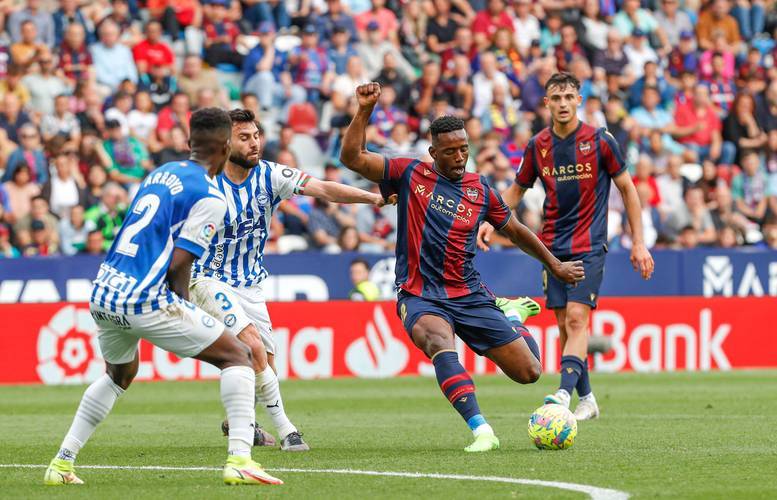 西甲保级生死劫！莱万特主场战毕尔巴鄂，谁能抢下救命分？